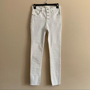 Madewell 9" Mid-Rise Skinny Jeans in Pure White